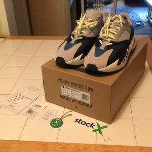 Yeezy Boost 700